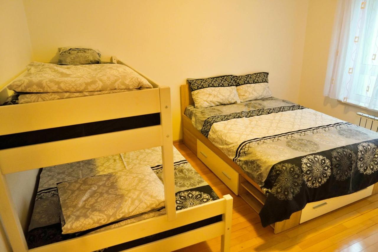 City Center Grand Apartment - Three-Bedroom, Free Parking Sarajevo Exteriör bild